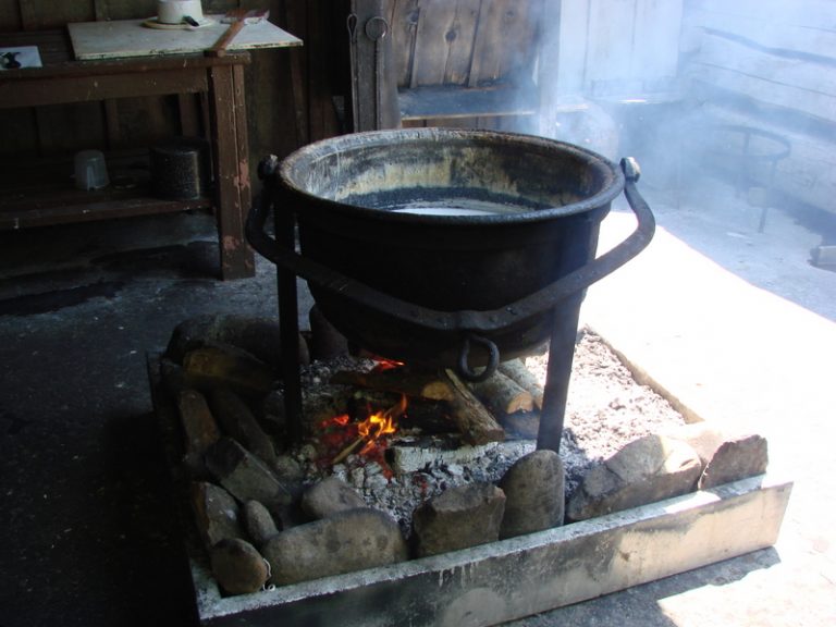 How to Make Lye From Wood Ashes D.I.Y Bullseye